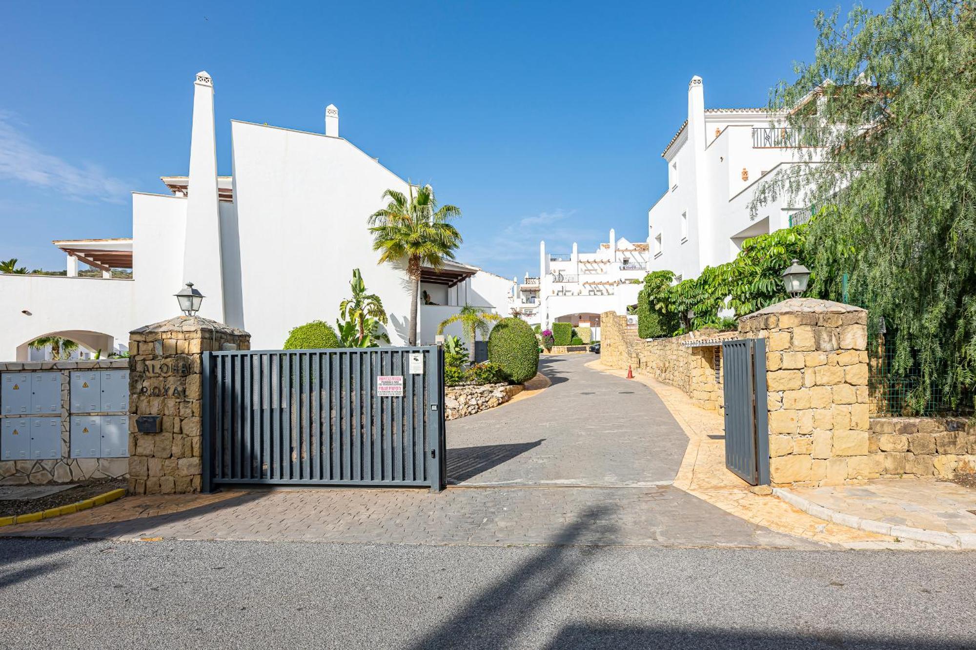 Aloha Royal Marbella, 2Br Wonderful Apartament In Nueva Andalucia Exterior foto